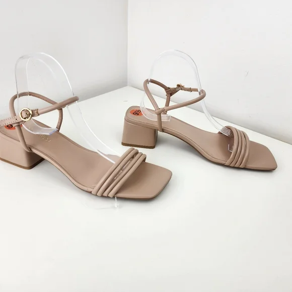 Elegant Tan Women's Sandals - Picture 4 of 11